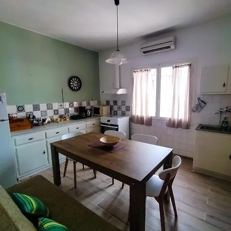 Alexandra's Apartament *